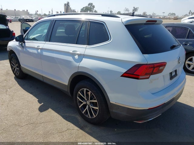 3VV3B7AX1LM115298 Volkswagen Tiguan 2.0t Se/2.0t Se R-line Black/2.0t Sel