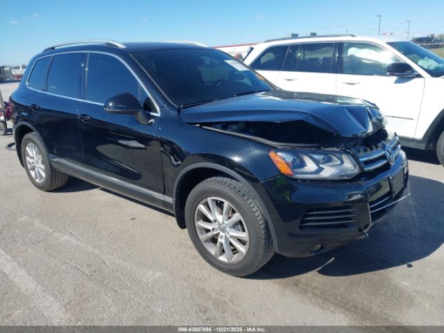 2014 VOLKSWAGEN TOUAREG WVGEF9BP8ED004490