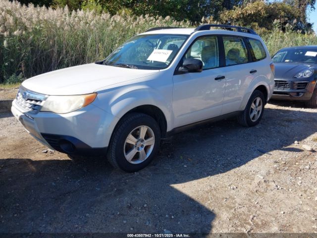 2011 SUBARU FORESTER JF2SHABCXBH747027 Photo 1