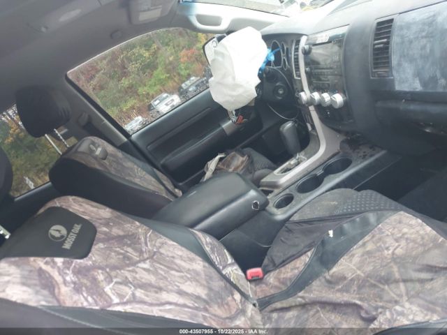 2013 TOYOTA TUNDRA 5TFUY5F1XDX275413 Photo 4