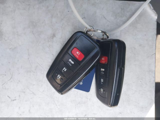 2021 TOYOTA CAMRY 4T1C31AK8MU548512 Photo 10