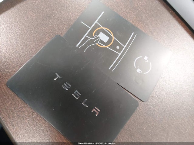 2023 TESLA MODEL Y 7SAYGDEE4PA167788 Photo 10