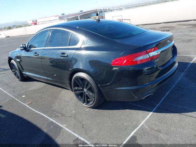 2013 JAGUAR XF SAJWJ0EF1D8S94165 Photo 2