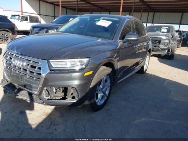 2019 AUDI Q5 WA1ANAFY6K2067955 Photo 1