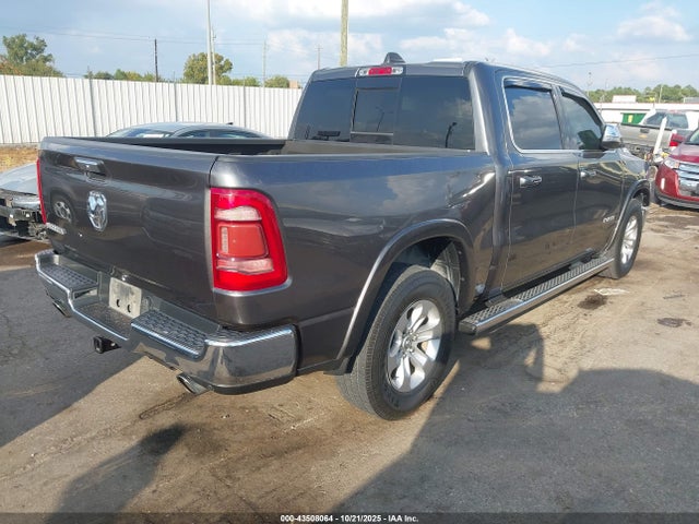 2020 RAM 1500 1C6RREJT1LN235332 Photo 3