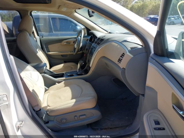 2012 CHEVROLET TRAVERSE 1GNKRJEDXCJ386349 Photo 4