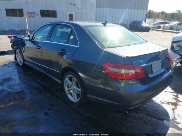 2013 MERCEDES-BENZ E 350 WDDHF8JB2DA684975 Photo 2