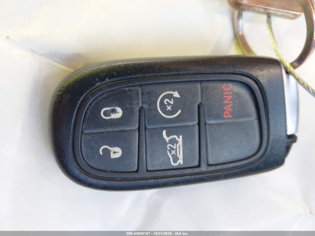 2016 JEEP CHEROKEE 1C4PJMCS1GW103743 Photo 10