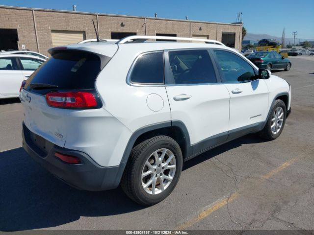 2016 JEEP CHEROKEE 1C4PJMCS1GW103743 Photo 3