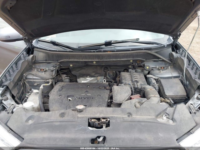 2018 MITSUBISHI OUTLANDER SPORT JA4AP3AW8JU015953 Photo 9