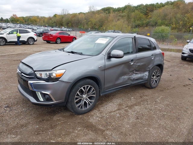 2018 MITSUBISHI OUTLANDER SPORT JA4AP3AW8JU015953 Photo 1