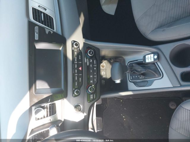 2019 KIA NIRO KNDCB3LC4K5256954 Photo 10