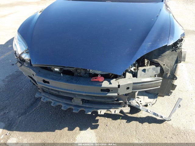 2015 TESLA MODEL S 5YJSA1H1XFFP72590 Photo 5