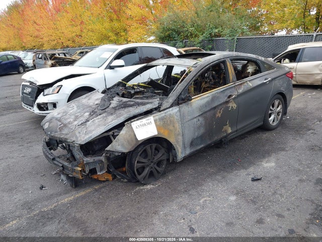 2011 HYUNDAI SONATA 5NPEC4AC2BH123107 Photo 1