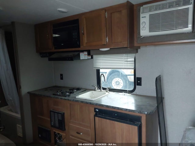 Keystone Summerland Mini Seri 2017 4YDT17015HW153796 Image 11