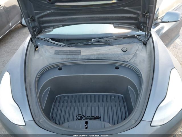 2023 TESLA MODEL 3 5YJ3E1EA9PF631363 Photo 9