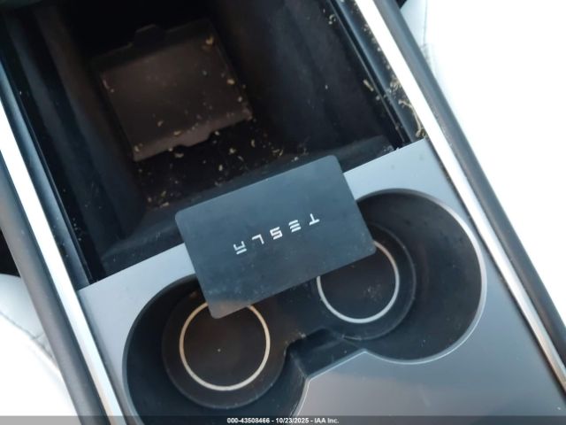 2023 TESLA MODEL 3 5YJ3E1EA9PF631363 Photo 10