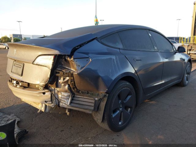 2023 TESLA MODEL 3 5YJ3E1EA9PF631363 Photo 3