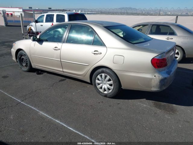 2005 TOYOTA CAMRY 4T1BE32K55U982260 Photo 2