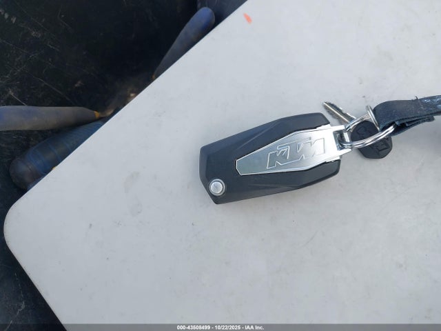 2023 KTM 1290 VBKV39404PM966249 Photo 10