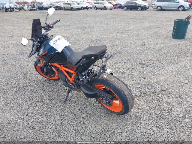 2023 KTM 1290 VBKV39404PM966249 Photo 2