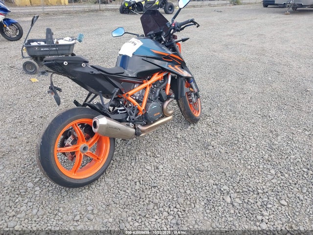 2023 KTM 1290 VBKV39404PM966249 Photo 3