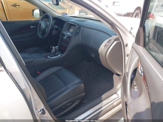 2017 INFINITI QX50 JN1BJ0RP9HM385250 Photo 4