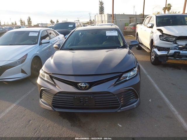 4T1C11AK8NU713899 Toyota CAMRY LE