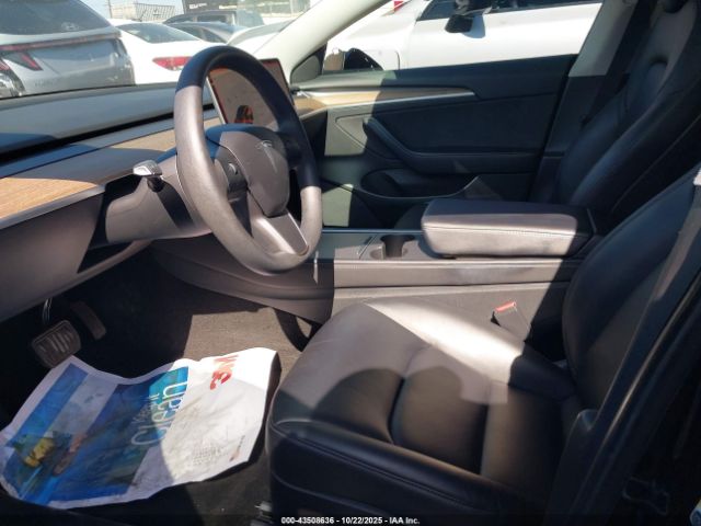 2021 TESLA MODEL 3 5YJ3E1EB3MF063325 Photo 4