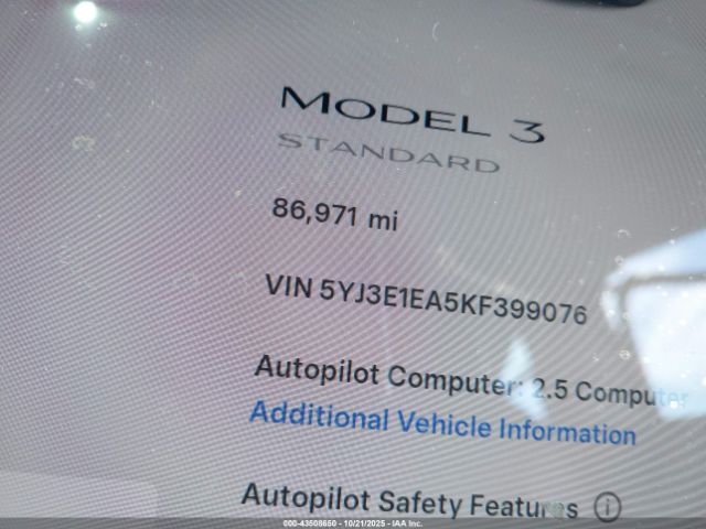 2019 TESLA MODEL 3 5YJ3E1EA5KF399076 Photo 6