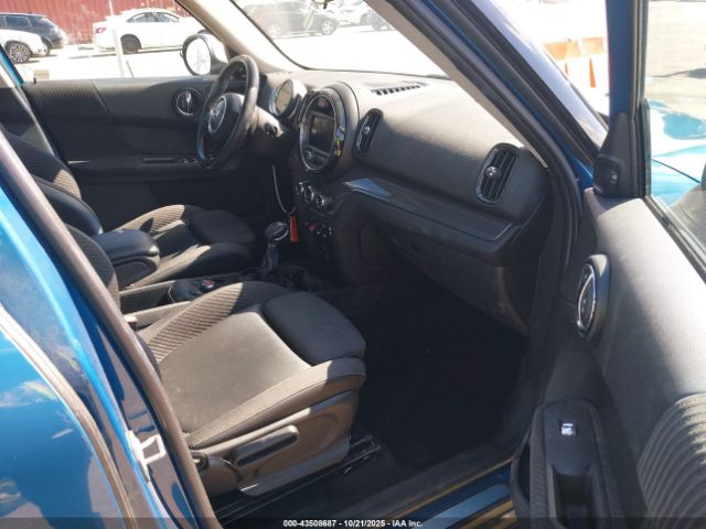 2018 MINI COUNTRYMAN WMZYS7C30J3E07458 Photo 4