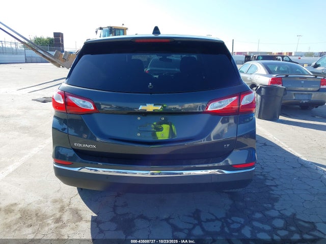 2018 Chevrolet Equinox Lt მანქანა იყიდება აუქციონზე, vin: 2GNAXJEV5J6150289, აუქციონის ნომერი: 43508727