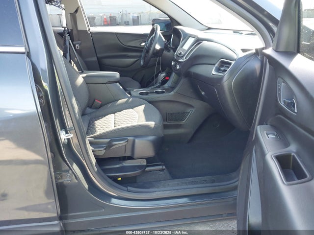 2018 Chevrolet Equinox Lt მანქანა იყიდება აუქციონზე, vin: 2GNAXJEV5J6150289, აუქციონის ნომერი: 43508727