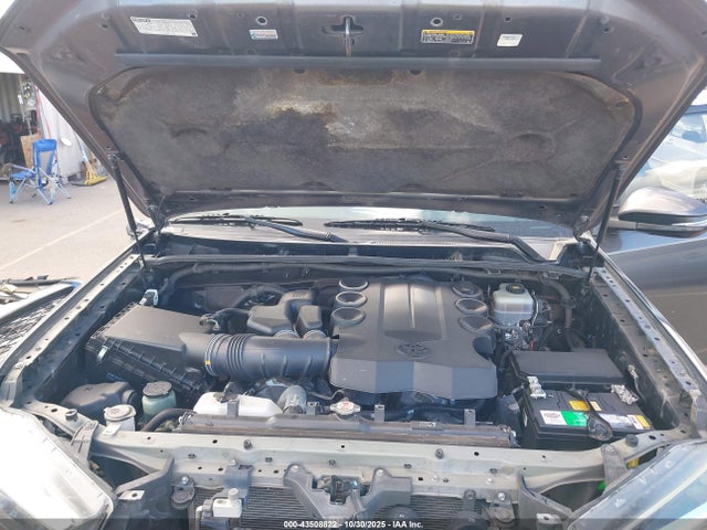 JTEBU5JR3K5720322 Toyota 4runner Trd Off Road Premium