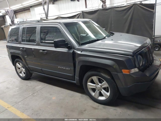 1C4NJPBB4GD601179 Jeep Patriot Sport