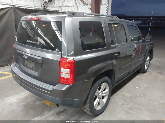 1C4NJPBB4GD601179 Jeep Patriot Sport