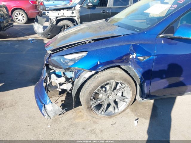 2024 TESLA MODEL Y 7SAYGDEE9RF168005 Photo 5
