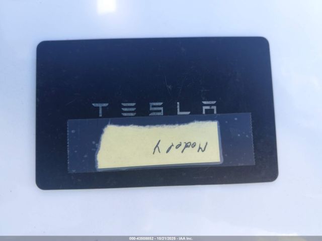 2023 TESLA MODEL Y 7SAYGDEE9PA110583 Photo 10