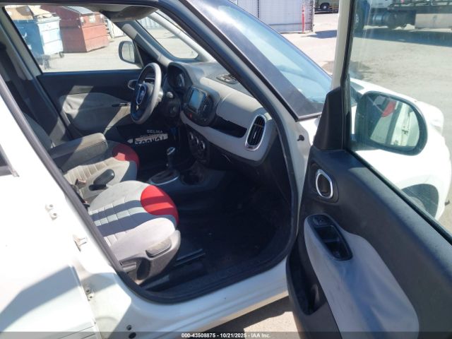 2014 FIAT 500L ZFBCFABH9EZ004428 Photo 4