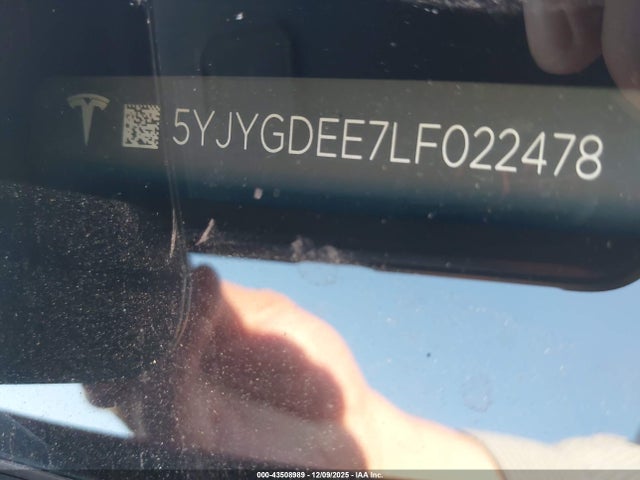 2020 TESLA MODEL Y 5YJYGDEE7LF022478 Photo 8