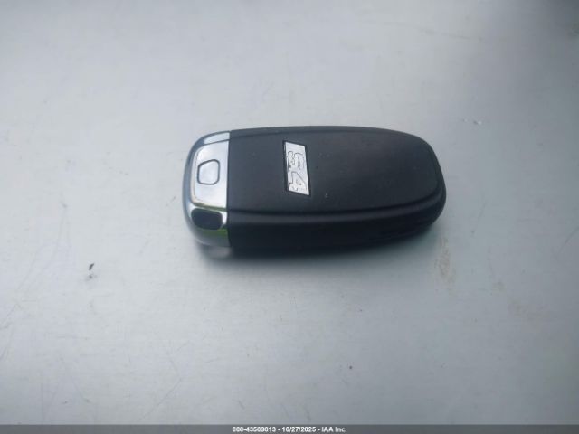 2011 AUDI S4 WAUMGAFLXBA008928 Photo 10