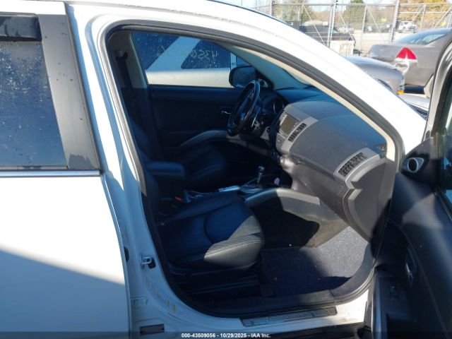 2013 MITSUBISHI OUTLANDER JA4JT5AX7DU011834 Photo 4