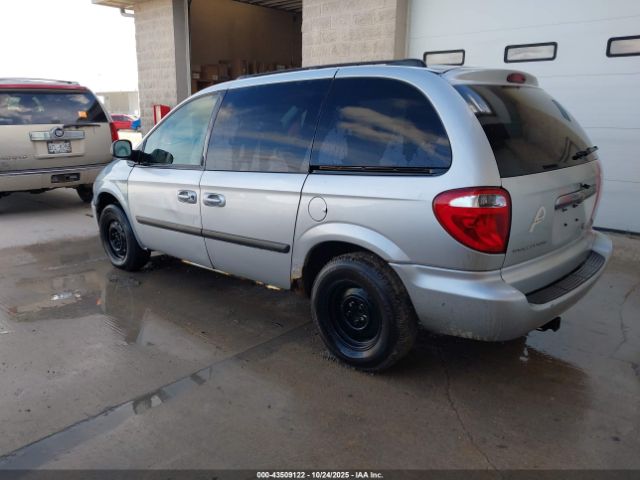 2005 CHRYSLER TOWN & COUNTRY 1C4GP45R15B308542 Photo 2