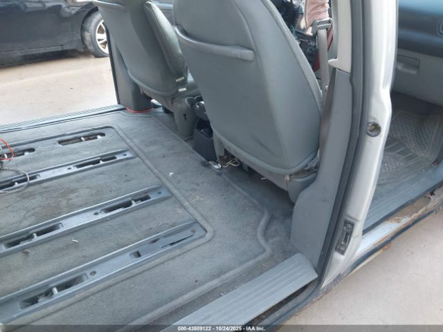 2005 CHRYSLER TOWN & COUNTRY 1C4GP45R15B308542 Photo 7