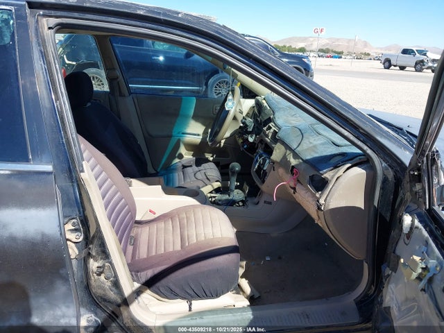 2002 MITSUBISHI GALANT 4A3AA46G72E047591 Photo 4