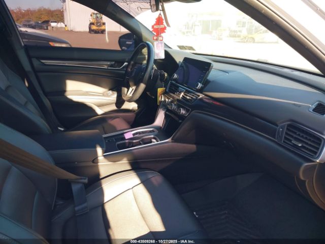 2022 HONDA ACCORD 1HGCV2F3XNA013773 Photo 4