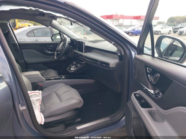 2022 LINCOLN CORSAIR 5LMCJ2D9XNUL04900 Photo 4