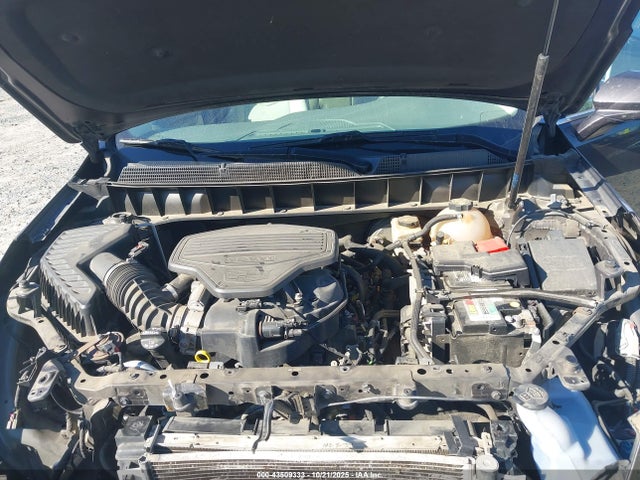 2017 CADILLAC XT5 1GYKNDRS4HZ179909 Photo 9