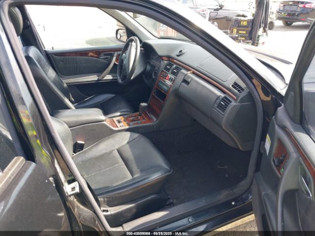 2000 MERCEDES-BENZ E 320 WDBJF65J8YB140156 Photo 4