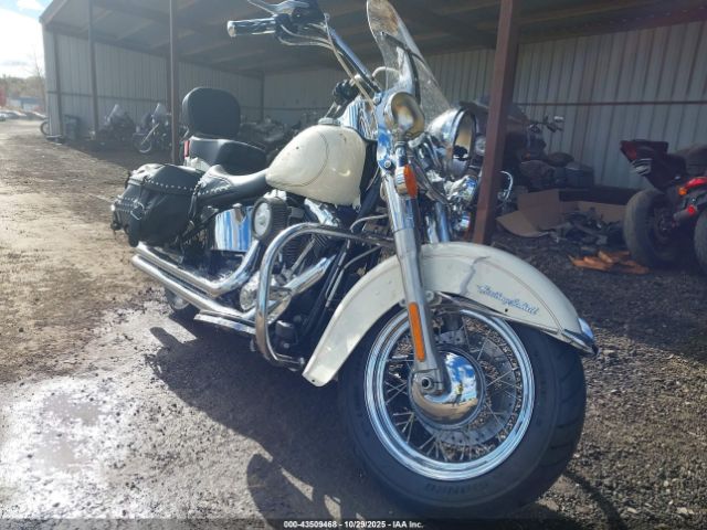 2015 HARLEY-DAVIDSON FLSTC 1HD1BWV19FB037286